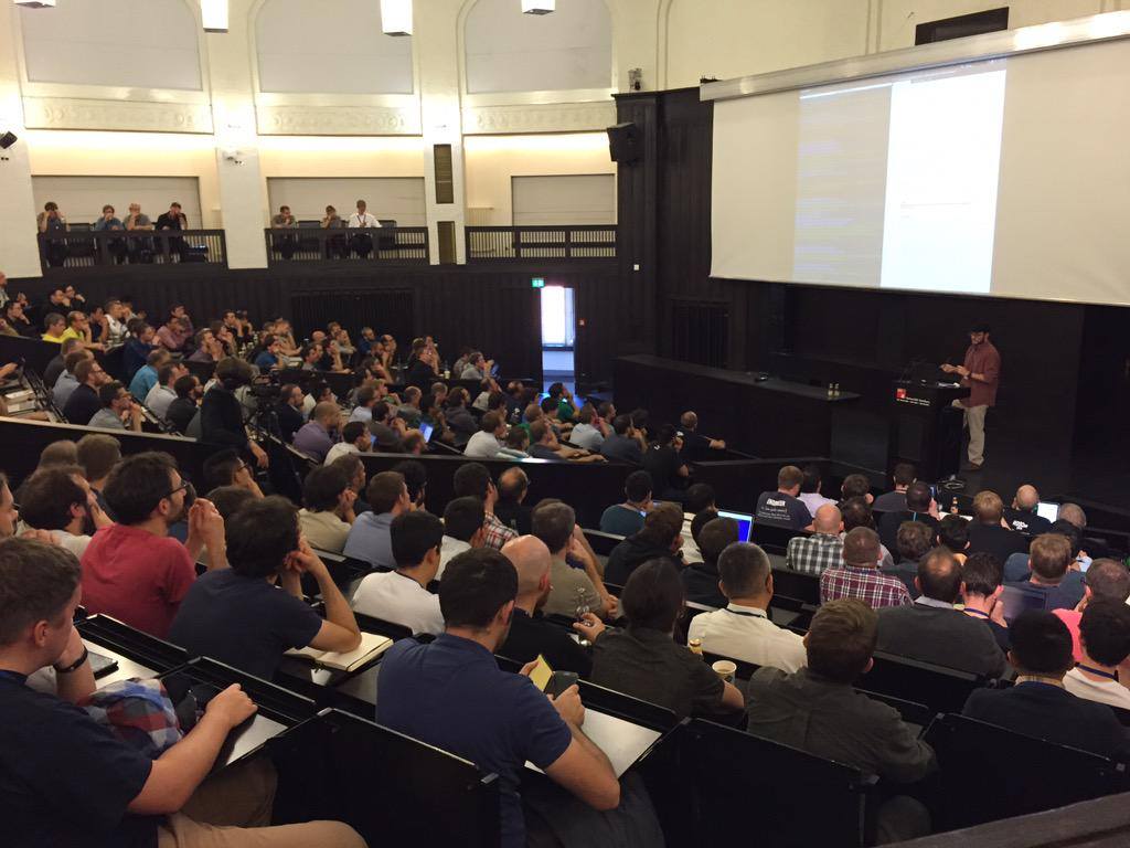 Ruffin giving his 2015 ROSCon talk to a full auditorium